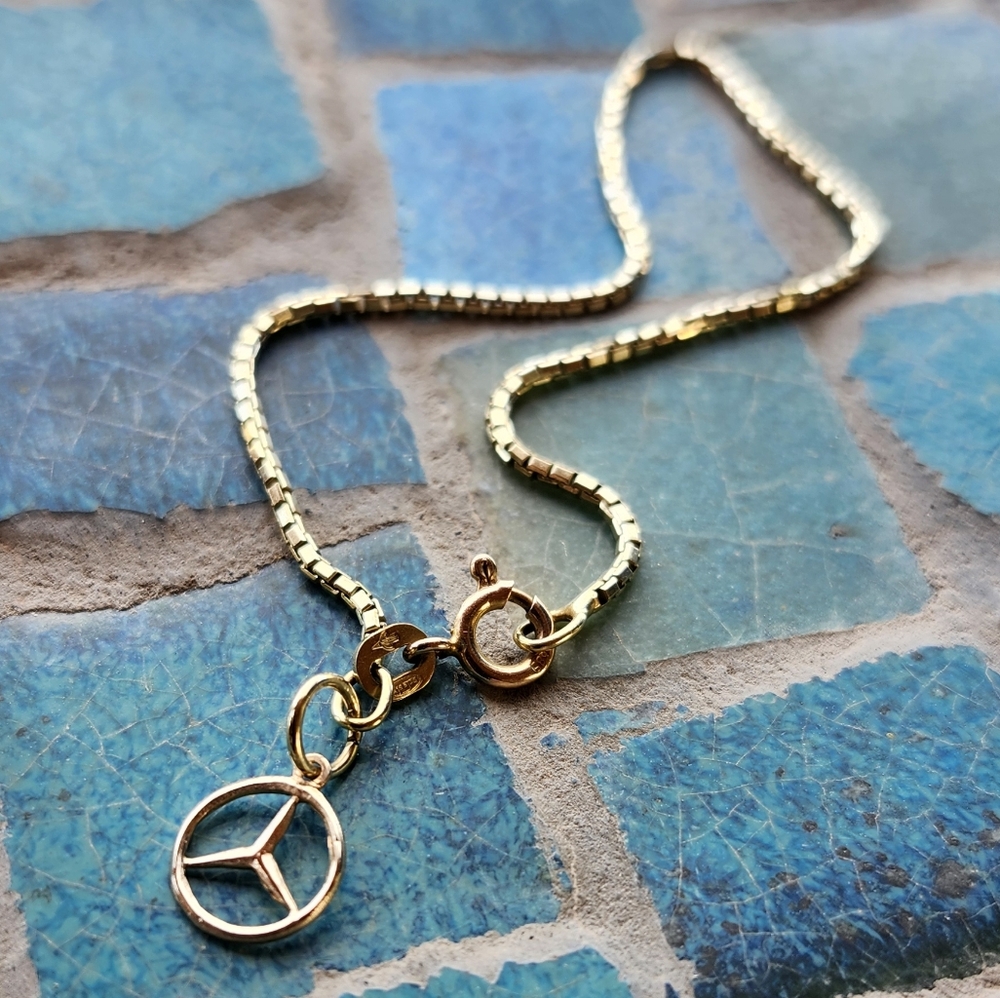 14K Solid Yellow Gold Mercedes charm BRACELET